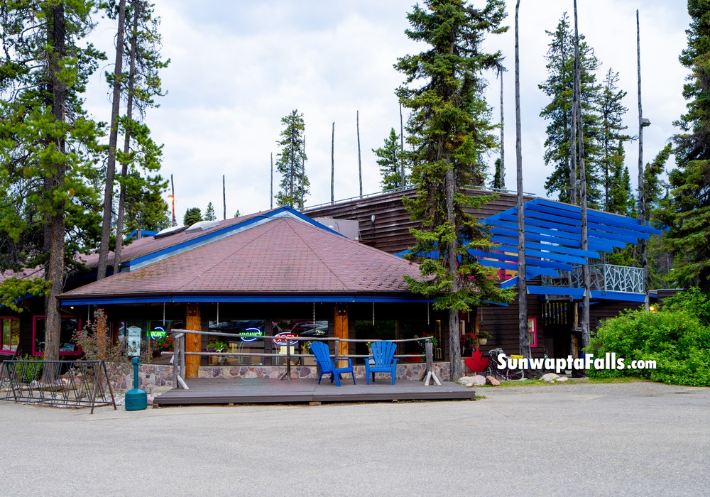Sunwapta Falls Restaurant and Bar